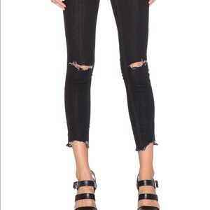 Free People Ankle Destroy Skinny 👏🏼 Mid-Rise